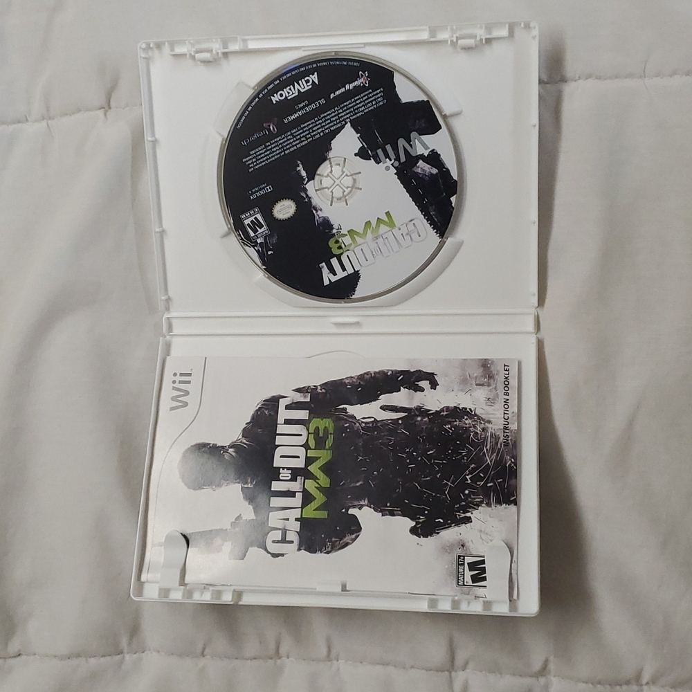2/$20 Call Of Duty MW3 video game for the Wii - Picture 2 of 5